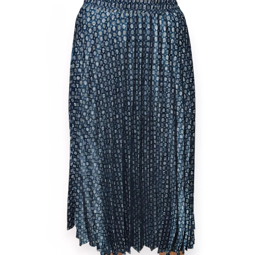 Max Studio Navy Checkered A-Line Skirt. Size S. - Picture 3 of 7